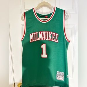 Oscar Robertson 1971-72 Hardwood Classic Jersey